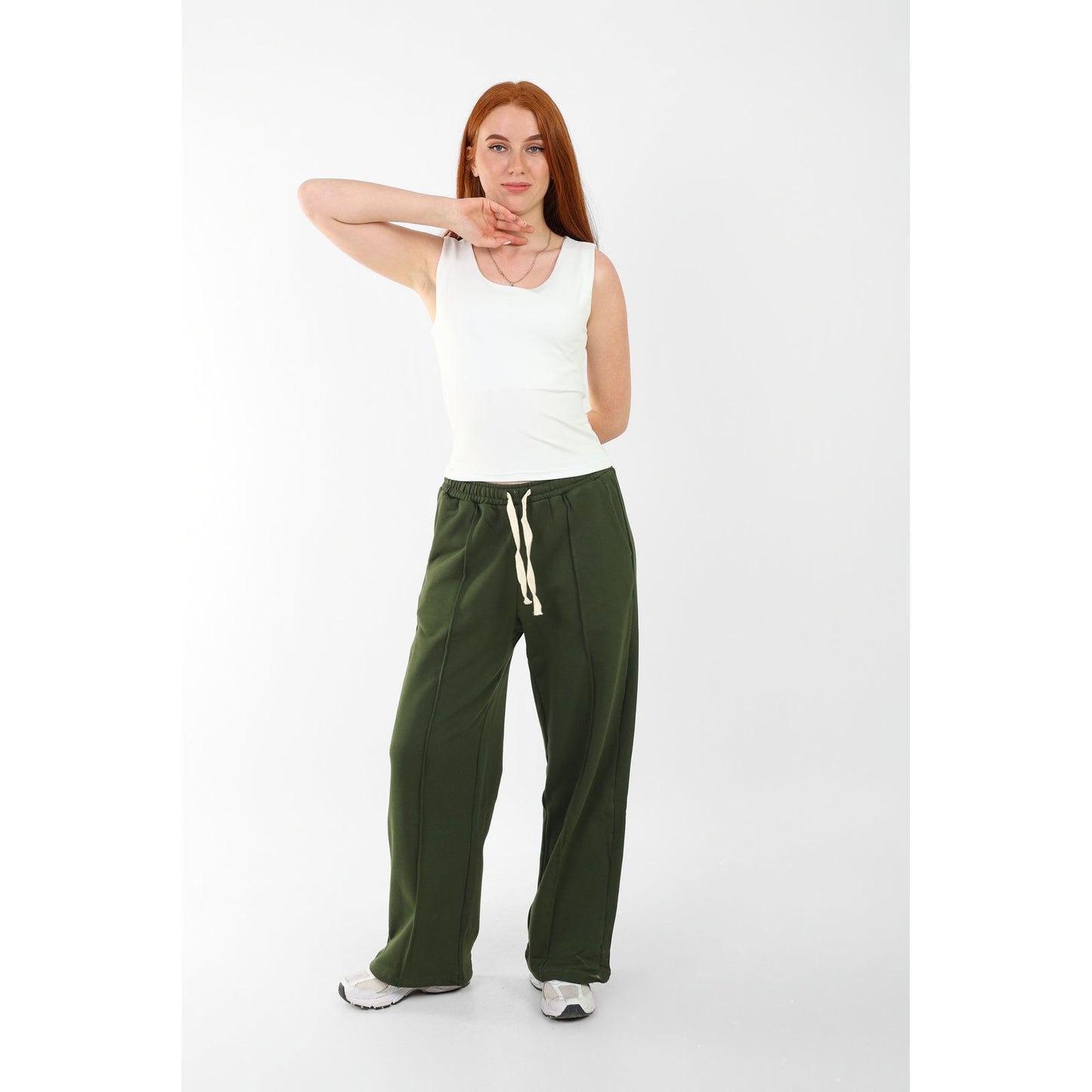 wideleg sweatpants over size line in front