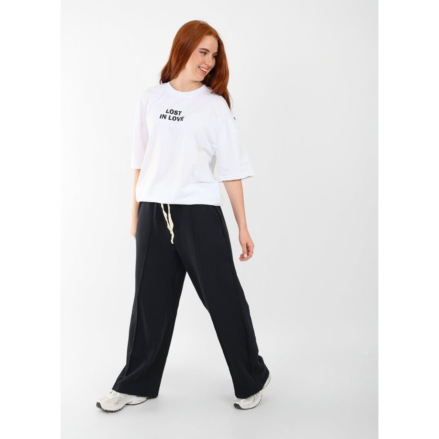 White T SHIRT over size  lost in love