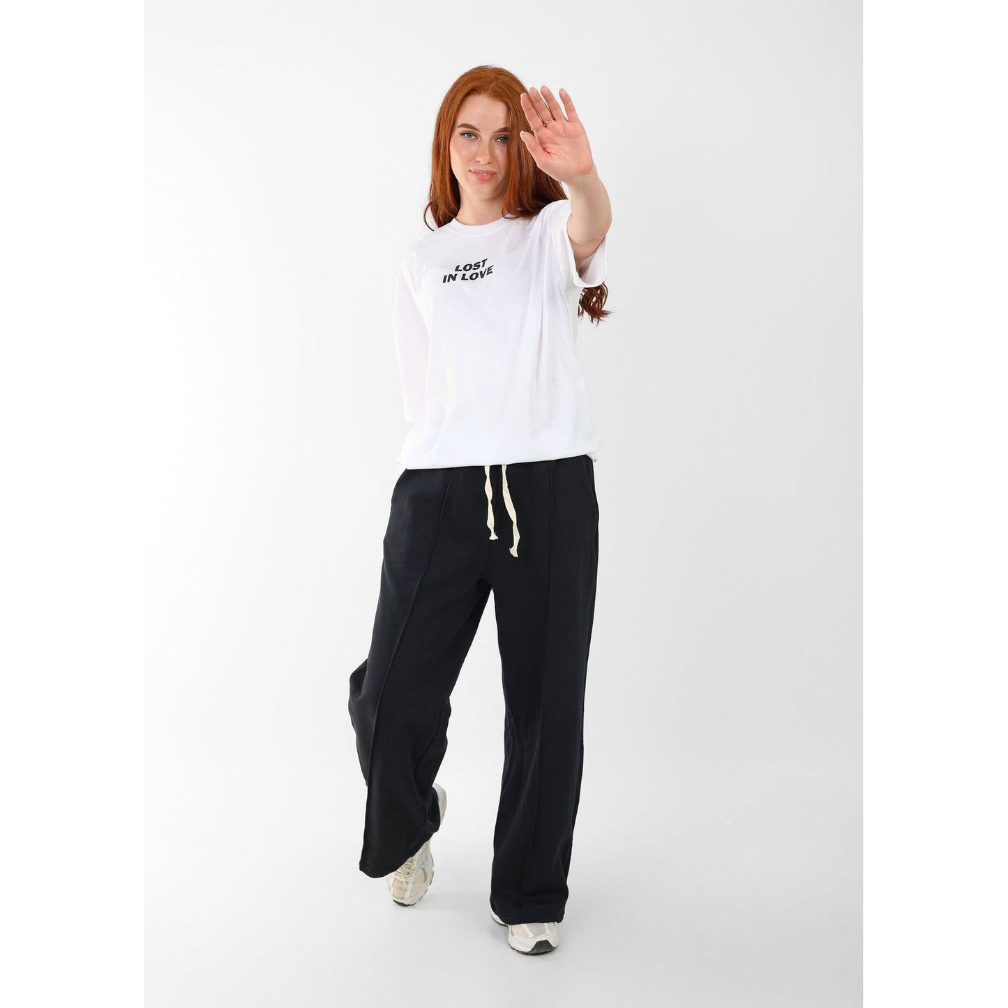 White T SHIRT over size  lost in love