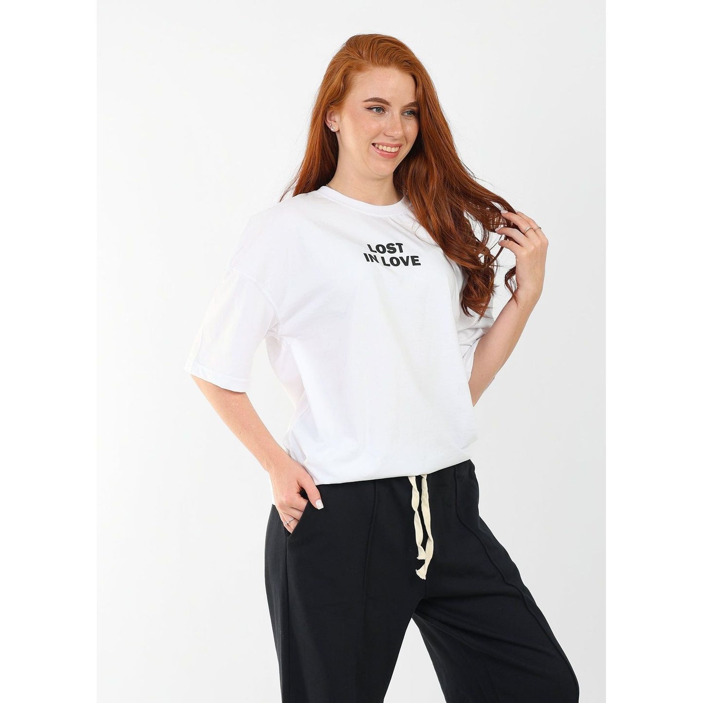 White T SHIRT over size  lost in love