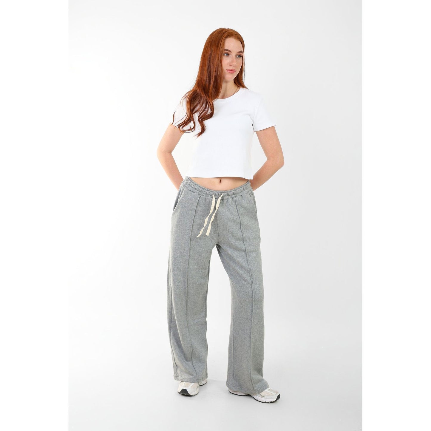 RIBBED ROUND NECK T-SHIRT