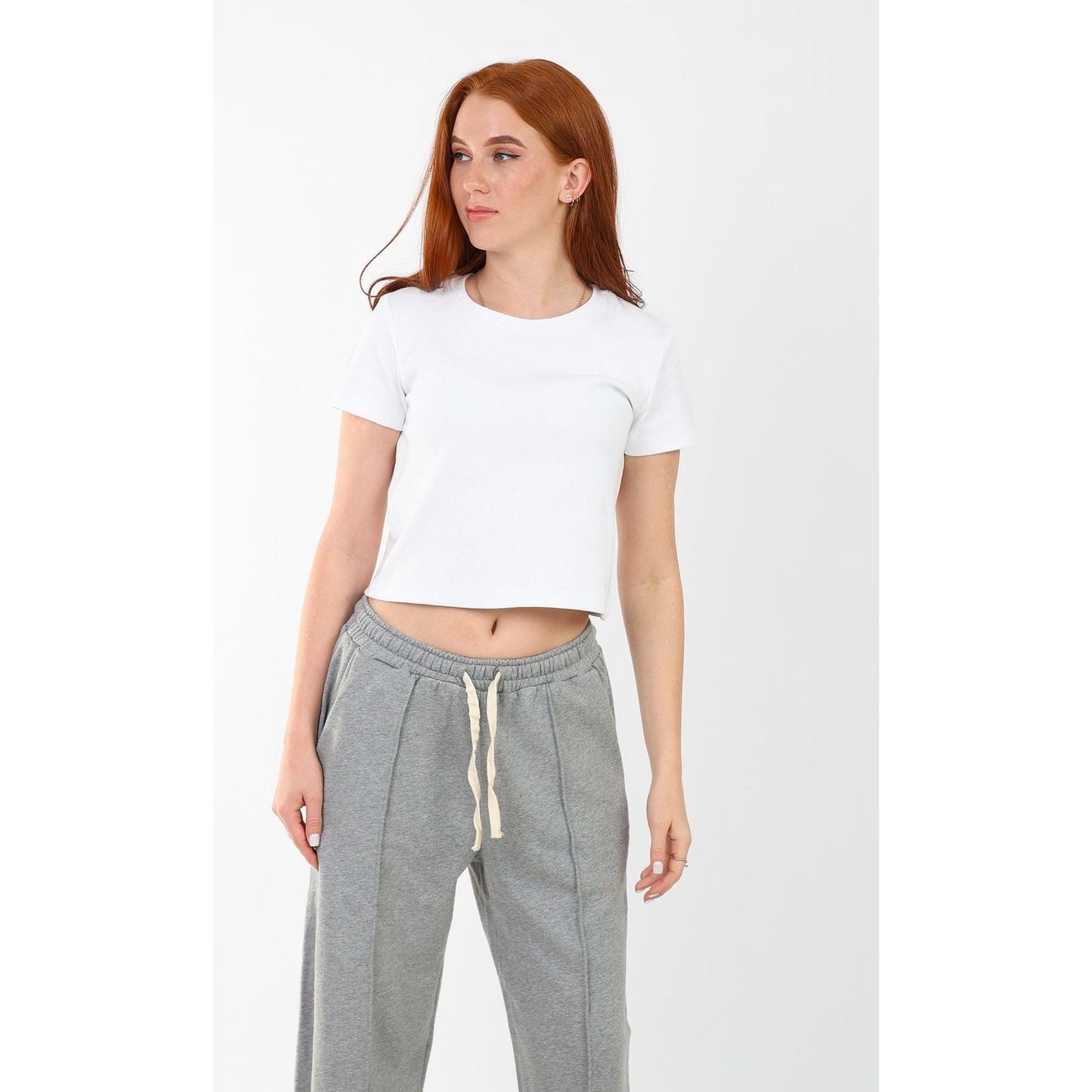 RIBBED ROUND NECK T-SHIRT