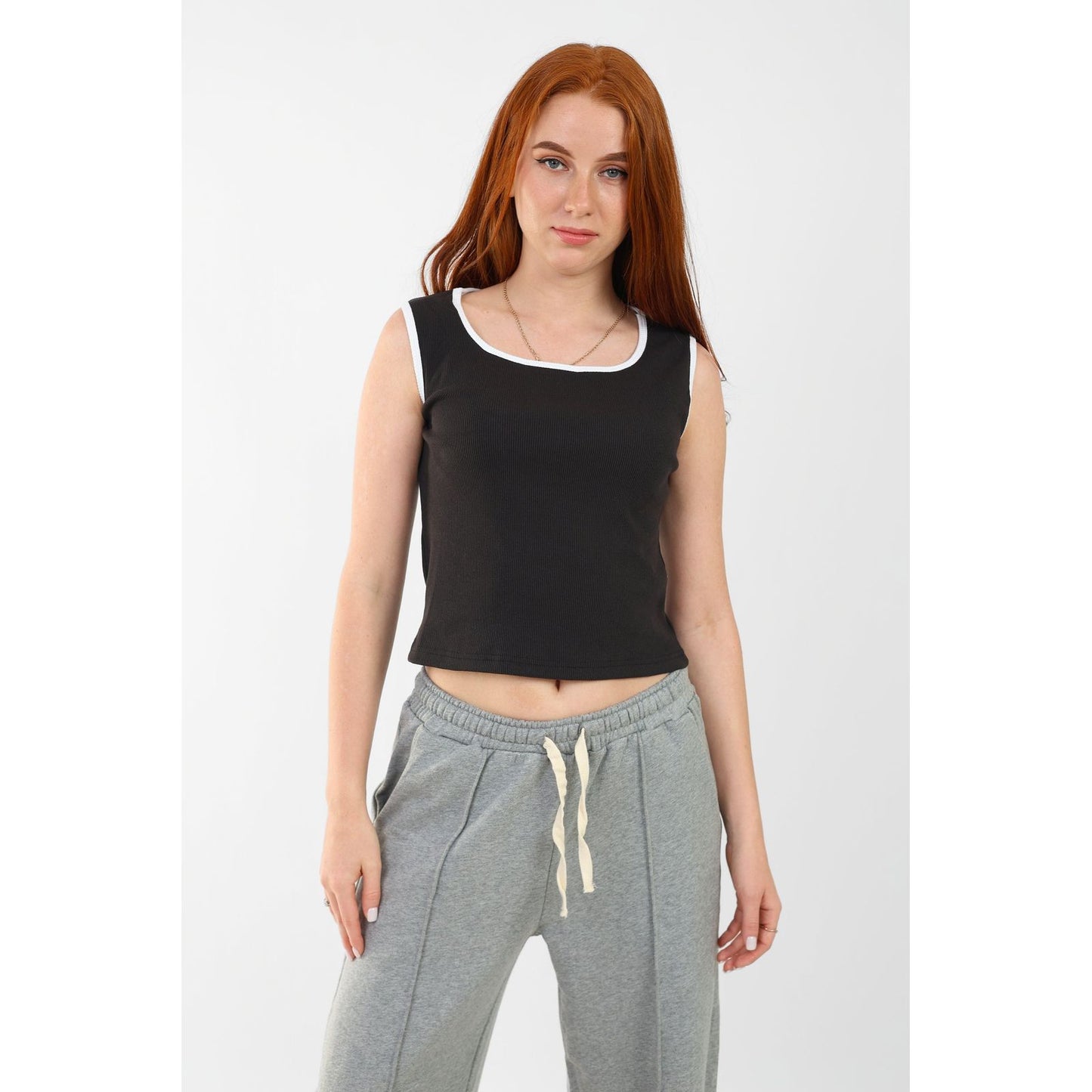 RIBBED TANK TOP ROUND NECK