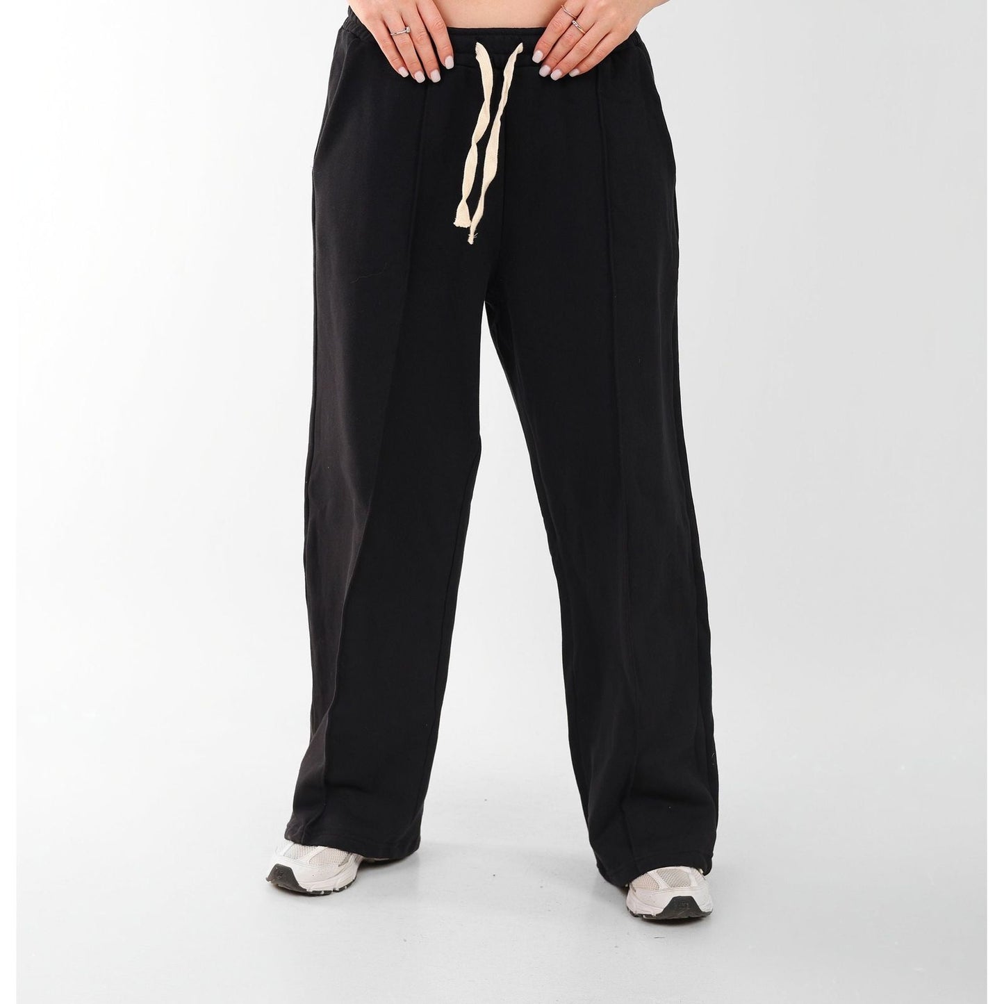 wideleg sweatpants over size line in  front