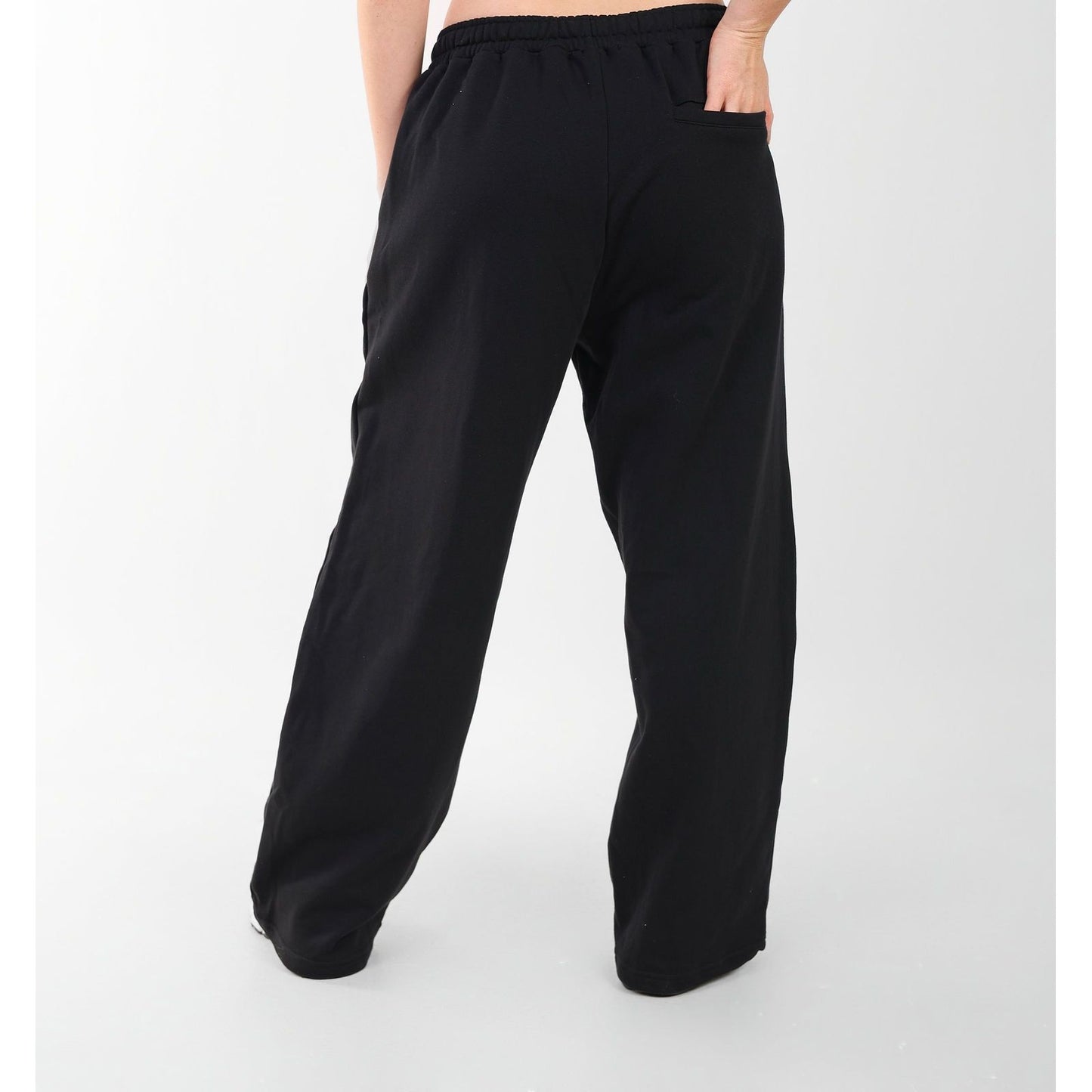 wideleg sweatpants over size line in  front