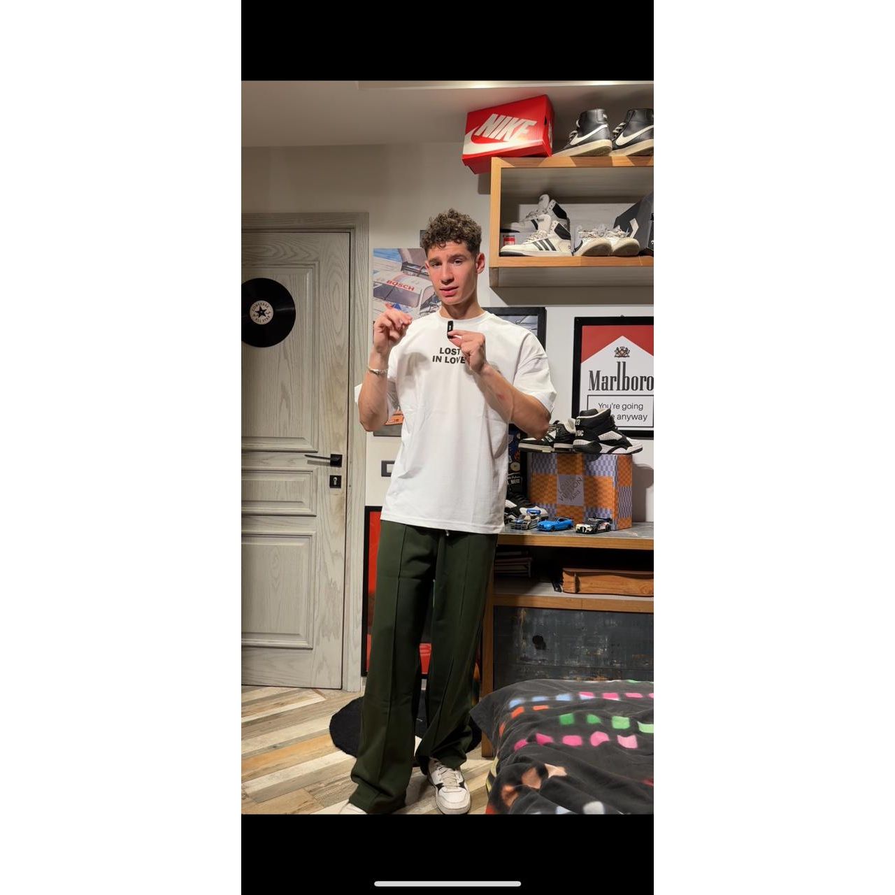 WHITE T- SHIRT over size